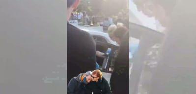 27 yıllık hayat arkadaşı Kadir İnanır'ı kaybeden J&uuml;lide Kural cenazede fenalaştı!