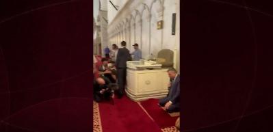 Bakan &Ccedil;ift&ccedil;i'den Emevi Camii'nde Kur'an-ı Kerim tilaveti