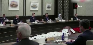 Nato zirvesi &ouml;ncesinde krtik Kabine toplantısı başlıyor...