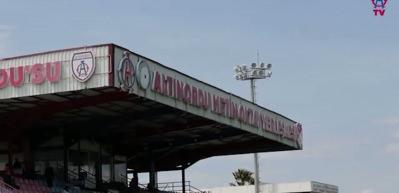 T&uuml;rk futbolunun &ccedil;ınarlarında Altınordu'dan 2.Lige katılmayacaklarını a&ccedil;ıkladı