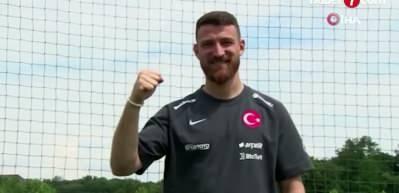 Beşiktaş, Salih &Ouml;zcan transferini resmen a&ccedil;ıkladı