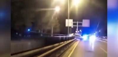 Bursa'da ref&uuml;je &ccedil;arpan otomobilin takla attığı kaza kamerada
