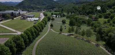 Srebrenitsa soykırımının 31. yılında 8 bin 372 kurban anılıyor