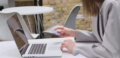 Ticaret Bakanlığı e- ticaretteki &ouml;nemli bir engeli daha kaldırdı