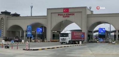 İpsala G&uuml;mr&uuml;k Kapısı'nda r&uuml;şvet operasyonu: 20 g&uuml;mr&uuml;k memuru g&ouml;zaltında!