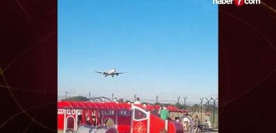 Qatar Airways u&ccedil;ağına y&ouml;nelik bomba ihbarı İngiltere'yi alarma ge&ccedil;irdi