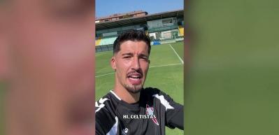 Altay Bayındır'ın akıcı İspanyolcası g&uuml;ndem oldu