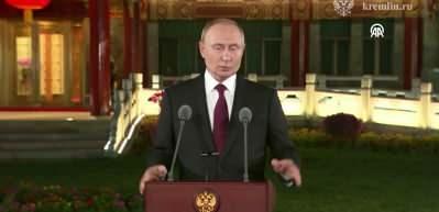 Putin'in yeni kararı g&uuml;ndem oldu: İ&ccedil;eride yasak, dışarıda serbest  
