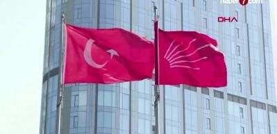 CHP'deki istifalarla ilgili tartışma s&uuml;r&uuml;yor
