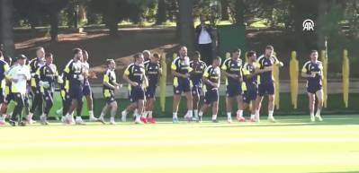Fenerbah&ccedil;e'yi 15 g&uuml;nde 5 ma&ccedil;lık yoğun fikst&uuml;r bekliyor