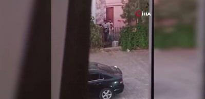 Şanlıurfa'da sokak savaş alanına d&ouml;nd&uuml;: Uzun namlulu silahlarla kurşun yağdırdılar