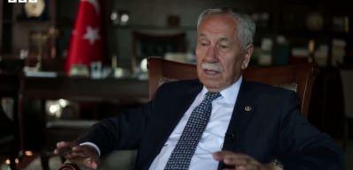 AK Parti&rsquo;nin 25&rsquo;inci yıl videoları B&uuml;lent Arın&ccedil;&rsquo;ı rahatsız etti