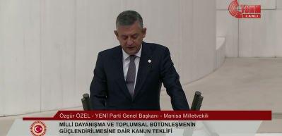Yeni Parti&rsquo;de  Ter&ouml;rs&uuml;z T&uuml;rkiye b&ouml;l&uuml;nmesi &Ouml;zel partisinde azınlığa d&uuml;şt&uuml;