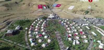 Bitlis'in Ahlat il&ccedil;esinde Malazgirt Zaferi'nin 955. yıl d&ouml;n&uuml;m&uuml; etkinlikleri başladı