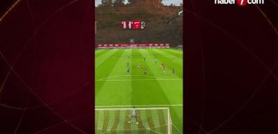 Braga&rsquo;dan Demir Ege Tıknaz paylaşımı