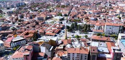 &Ccedil;orum Tarihi Kent Meydanı yenilendi: Bakan Kurum o g&ouml;r&uuml;nt&uuml;leri paylaştı