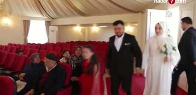 Evlilik kredisinde şartlar esnetildi