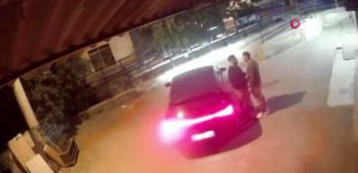 İzmir'de vahşet saniye saniye kamerada: &Ouml;nce boğdu, sonra izledi!