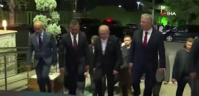 &Ouml;zg&uuml;r &Ouml;zel'den 'CHP' hamlesi: &Ouml;rg&uuml;tlere yeni mesaj g&ouml;nderdi!