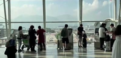 ABD g&ouml;&ccedil;men vizesi m&uuml;lakatlarını erteledi: Randevular yeniden planlanacak