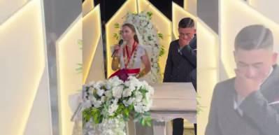 D&uuml;ğ&uuml;nde gelinin s&ouml;zleri sosyal medyayı ikiye b&ouml;ld&uuml;