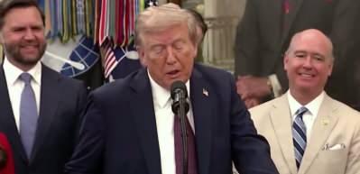 Trump duyurdu: D&uuml;nya tarihinin en b&uuml;y&uuml;k petrol anlaşmasını yaptık