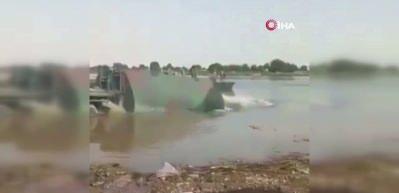 T&uuml;rkiye ve Suriye'den ortak hamle! Fırat'a k&ouml;pr&uuml; kuruldu