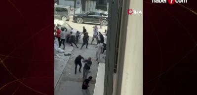 Van'daki meydan kavgasında tarafları ayırmak i&ccedil;in TOMA devreye girdi