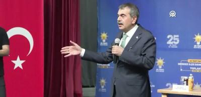 Eğitimde yeni d&ouml;nem başlıyor! Bakan Tekin duyurdu! 3 ayaklı yol haritası