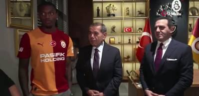 Okan Buruk'tan s&uuml;rpriz Rafael Leao kararı!
