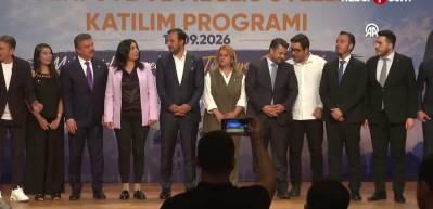 Bah&ccedil;elievler'de 3 meclis &uuml;yesi CHP'den AK Parti'ye ge&ccedil;ti
