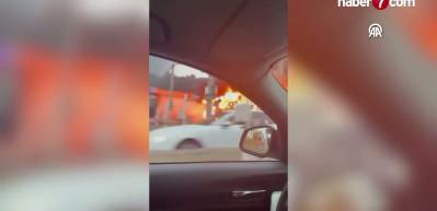 Ey&uuml;psultan'da bariyere &ccedil;arpan otob&uuml;s alev alev yandı: 2 &ouml;l&uuml;, 4 yaralı
