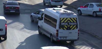 Okul zili &ccedil;almadan b&uuml;t&ccedil;eler sarsıldı!  ulaşım maliyeti cep yakıyor