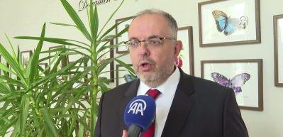 MS&Uuml; Rekt&ouml;r&uuml; Prof. Dr. Erhan Afyoncu" LGBT i&ccedil;eriklerine karşı aile yapısını korumalıyız" dedi