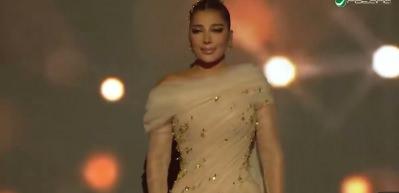 Suriye'nin simge isminden 15 yıl sonra bir ilk! Şarkıcı Assala Nasri ilk konserini verdi