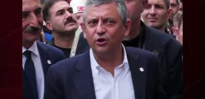 Yeni Parti&rsquo;nin ismi değişecek mi? &Ouml;zg&uuml;r &Ouml;zel&rsquo;den a&ccedil;ıklama