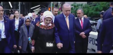Emine Erdoğan'dan iklim krizi a&ccedil;ıklaması: Y&uuml;ksek D&uuml;zeyli Enerji D&ouml;n&uuml;ş&uuml;m&uuml; &Ccedil;&ouml;z&uuml;mlerinde konuştu