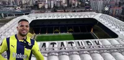 Fenerbah&ccedil;e'den taraftarın y&uuml;reğine su serpen transfer yasağı a&ccedil;ıklaması