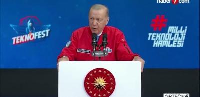 Başkan Erdoğan gen&ccedil;lere hitab etti: "Kızılelma mefkurenizden en k&uuml;&ccedil;&uuml;k bir taviz vermeyeceksiniz"
