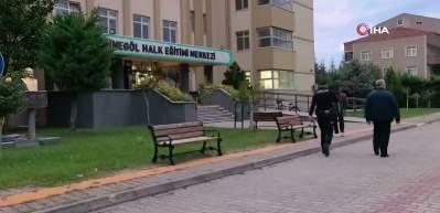 Ehliyet sınavında akılalmaz d&uuml;zenek! 2 yıl men edildi