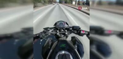 Eskişehir'de motosiklet kazası kask kamerasında