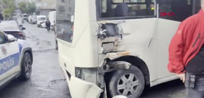 G&uuml;ng&ouml;ren'de tramvay, minib&uuml;se &ccedil;arptı
