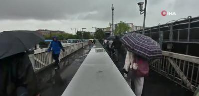 Meteoroloji'den 20 il i&ccedil;in sarı alarm! &Ccedil;ok kuvvetli geliyor