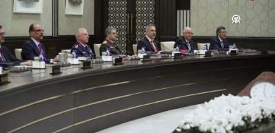 MGK bug&uuml;n toplanıyor: Kritik g&uuml;venlik başlıkları masada