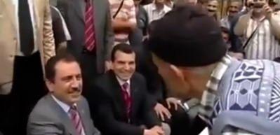 Muhsin Yazıcıoğlu ile vatandaş arasındaki unutulmaz diyalog: "Biz de bu &uuml;lkenin delisiyiz"