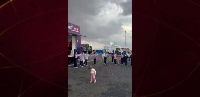 Şanlıurfa TEKNOFEST'te &Ccedil;elik Kubbe&rsquo;nin &ouml;n&uuml;nde halay coşkusu!
