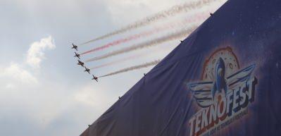 Şanlıurfa TEKNOFEST'te renkli anlar: Kanal 7 standı yoğun ilgi