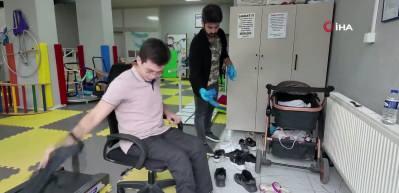Y&uuml;zde 68 bedensel engelli Muhammed tıp fak&uuml;ltesi kazandı! Azmi ilham oldu