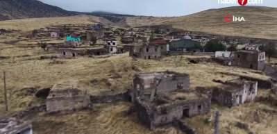Aksaray'da 180 hanelik k&ouml;yde 11 yıldır tek başına yaşıyor