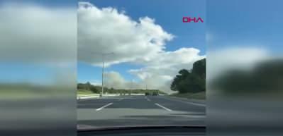 Ey&uuml;psultan'da yediemin otoparkında yangın
